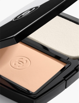 CHANEL: <STRONG>ULTRA LE TEINT</STRONG> All–Day Comfort Flawless Finish Compact Foundation 13g