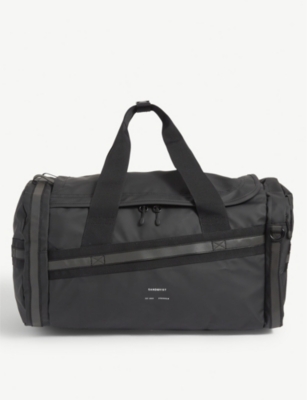 minimalist duffle bag