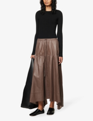 Joseph Round-neck Silk-blend Sweater In Black