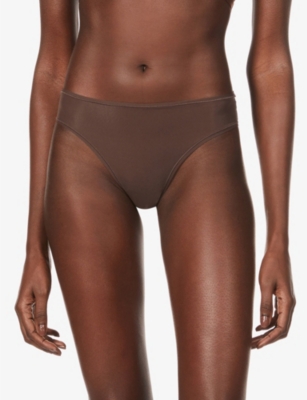Skims Fits Everybody Stretch-woven Thong In Cocoa