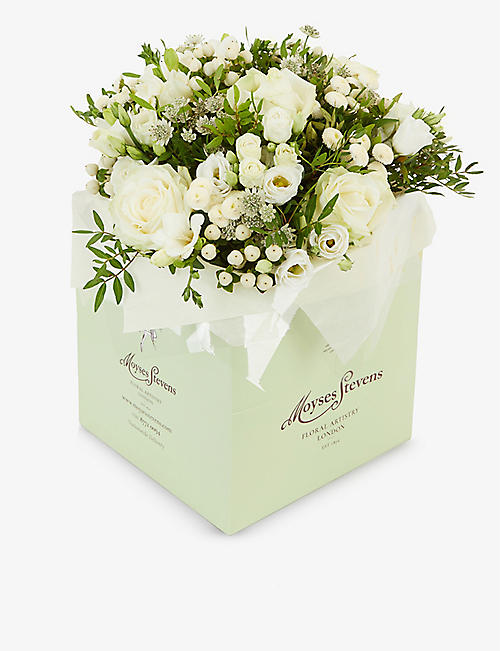 MOYSES STEVENS: White roses bouquet