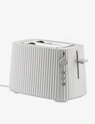 Plisse thermoplastic resin toaster