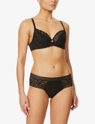 Wacoal Raffine Underwired Bra In Stock At UK Tights