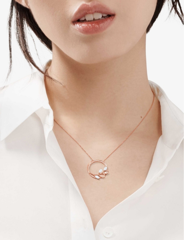 Vine Circle large 18ct rose-gold and 0.70ct brilliant- and marquise-cut diamond pendant necklace