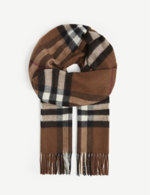 BURBERRY Giant check tasselled-trim cashmere scarf
