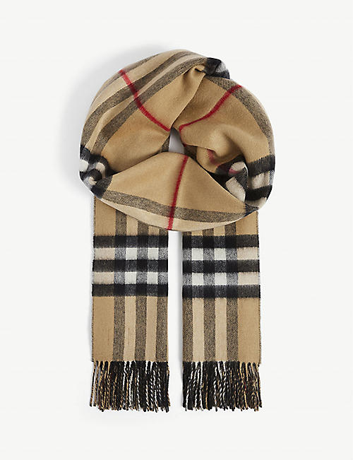 BURBERRY: Giant check tasselled-trim cashmere scarf