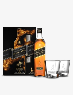 Black Label whisky with glasses 700ml