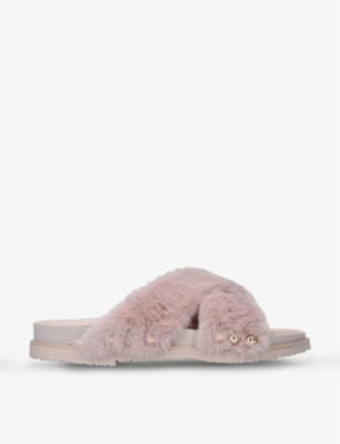 Bank crossover-strap...