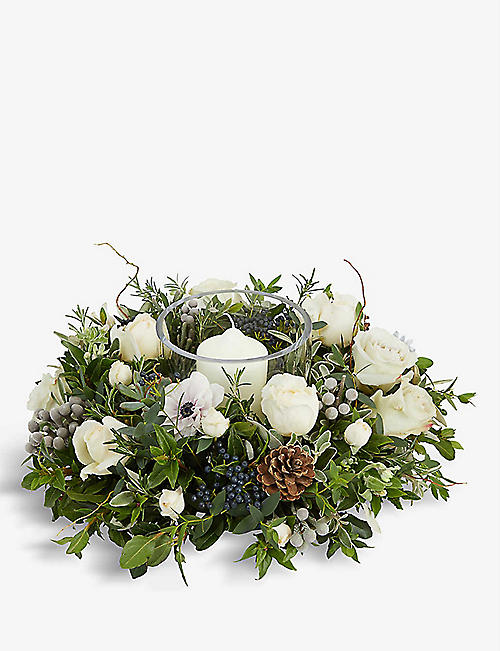 THE REAL FLOWER COMPANY: Frosty Morning rose table wreath with vase and candle