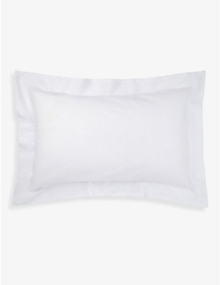 THE WHITE COMPANY: Essentials Oxford Egyptian-cotton pillowcase 50cm x 75cm
