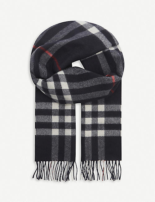 BURBERRY: Giant check cashmere scarf