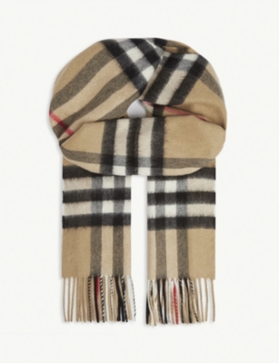 BURBERRY - Giant checked cashmere scarf 