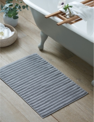 THE WHITE COMPANY - Medium ribbed hydrocotton bath mat 50cm x 80cm