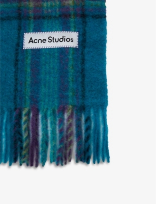 selfridges gucci scarf