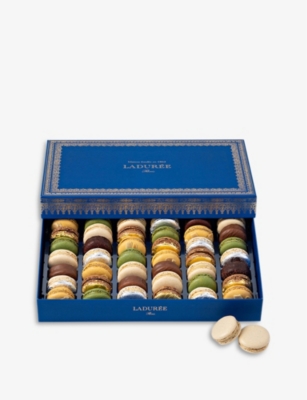 LADUREE: Firework macarons giftbox of 42 672g