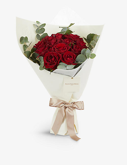AOYAMA FLOWER MARKET: 12 朵红玫瑰花束