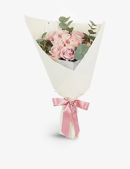 AOYAMA FLOWER MARKET: 12 朵粉玫瑰花束