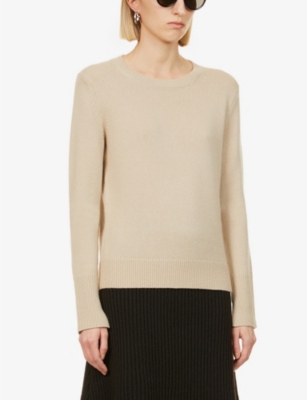 Joseph Round-neck Ribbed Cashmere Jumper In Champagne