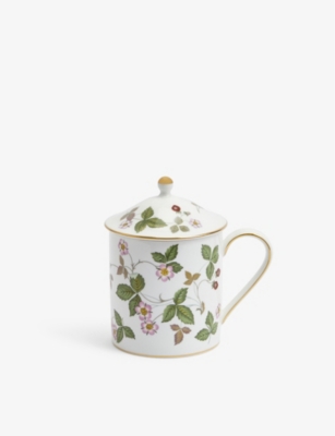 Wedgwood Wild Strawberry Bone-china Mug In Brown