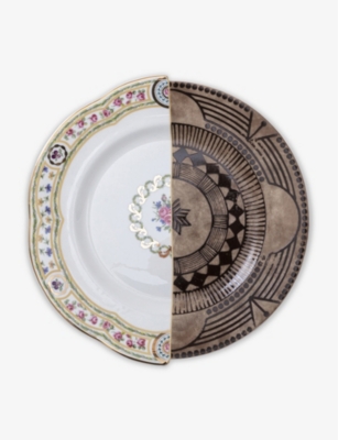 Shop Seletti Hybrid Hobyo Porcelain Dinner Plate 27.5cm