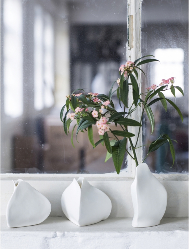 Perfect Imperfection 8 porcelain vase 13.5cm