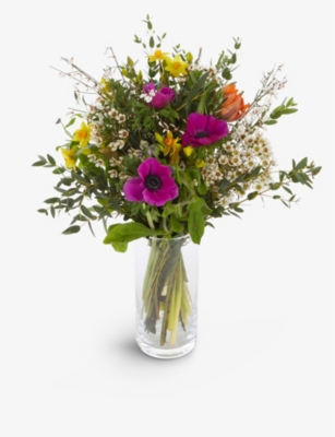 THE REAL FLOWER COMPANY: Mothers Day Spring Garden scented small bouquet