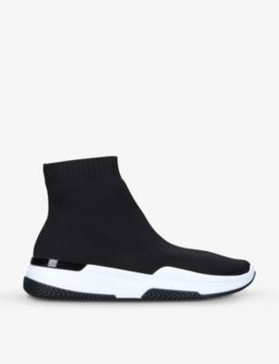 tommy mallet sock runner