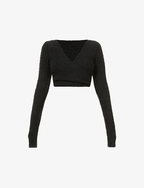 SKIMS: Cozy knitted wrap top