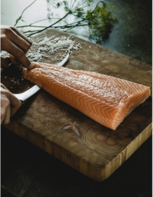 FISKARS: Norden small steel and wooden filleting knife 20.3cm