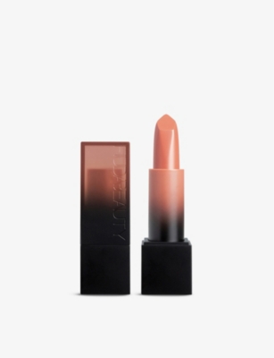 HUDA BEAUTY: Power Bullet Cream Glow Bossy Brown lipstick 3g