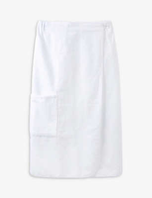 The White Company Womens White Patch Pocket Button-fastened Organic Terry-cotton Wrapped Towel Large