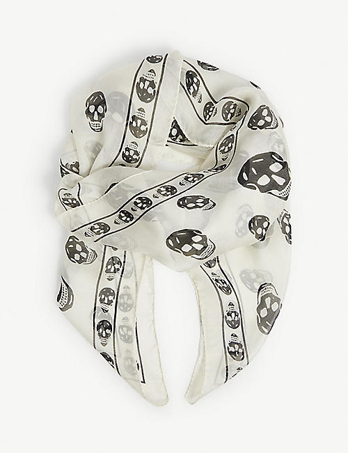 ALEXANDER MCQUEEN: Classic skull-print silk scarf