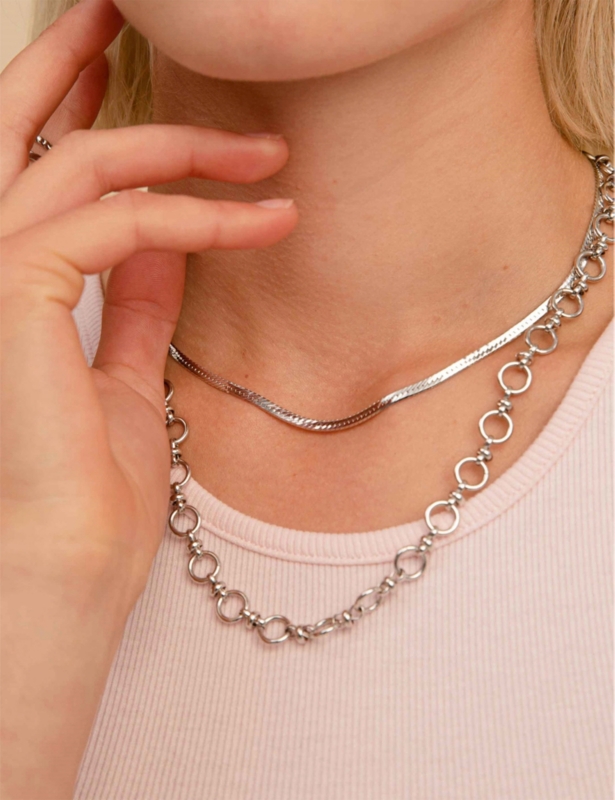Snake rhodium-plated brass necklace