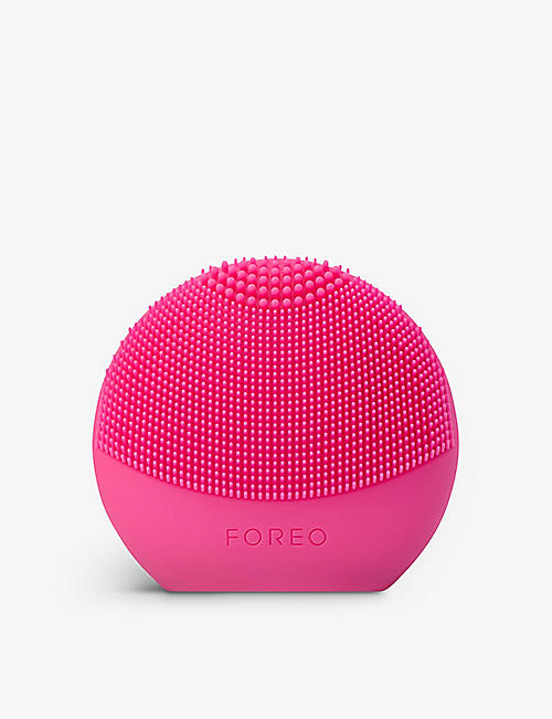 FOREO: LUNA Play Smart 2 facial cleansing device