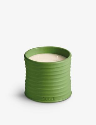 LOEWE: Luscious Pea medium scented candle 610g
