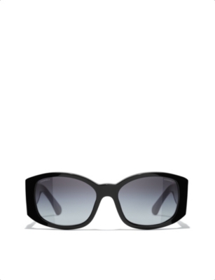 Trendy Chanel oval sunglasses, Style number