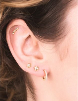 RACHEL JACKSON: Curved 9ct yellow-gold and diamond stud earring