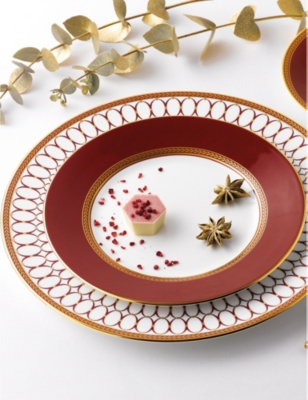 WEDGWOOD: Renaissance Red bone china plate 18cm