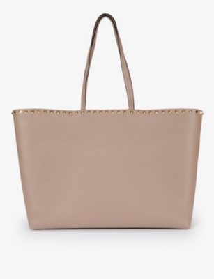 VALENTINO GARAVANI: Rockstud grained-leather tote bag