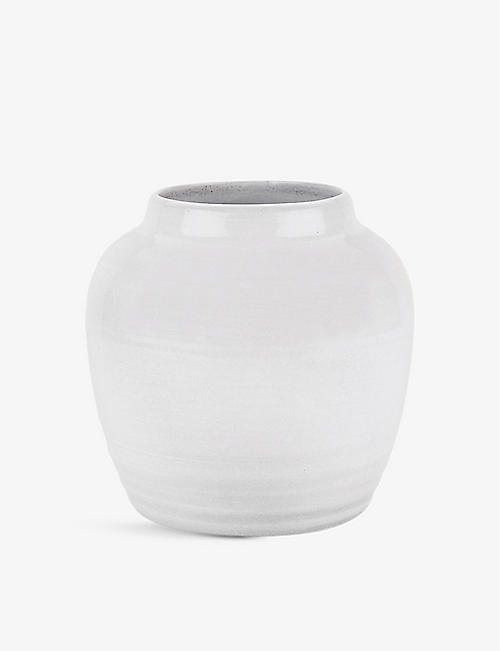 THE WHITE COMPANY: Ashurst Small earthenware vase 18cm