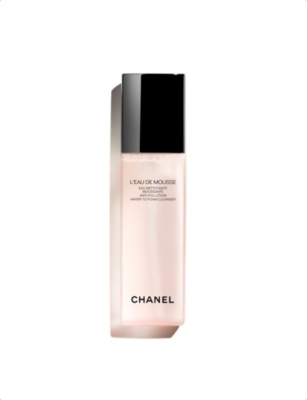 CHANEL: <strong>L'EAU DE MOUSSE</strong> Anti-Pollution Water-To-Foam Cleanser 150ml