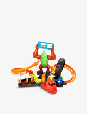 Hot wheels сити атака бешеной гориллы. Игровой трек Mattel hot Wheels Сити атака бешеной гориллы, gtt94. Хот Вилс атака бешеной гориллы. Трек hot Wheels Сити атака бешеной гориллы. Хот Вилс треки бешеная горилла.
