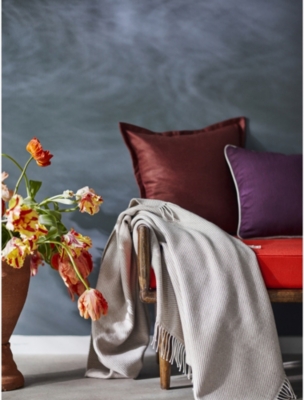 Shop Johnstons Reversible Wool And Cashmere-blend Blanket 190cm X 140cm In Beige