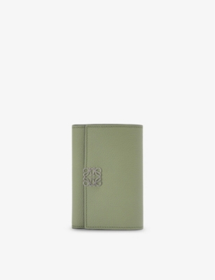 Loewe Anagram-embellished Grained Leather Wallet In Rosemary