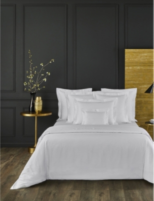 Yves Delorme Blanc Triomphe Cotton-sateen Bedcover Super King In Blanc