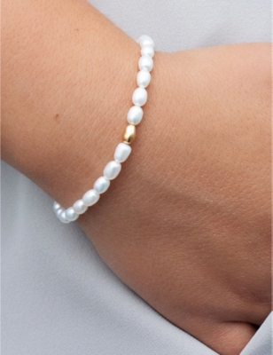 Shop The Alkemistry Womens 18ct Yellow Gold Vianna 18ct Yellow Gold And Pearl Bracelet