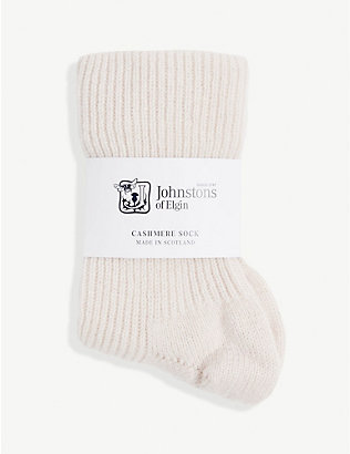 JOHNSTONS: Ribbed cashmere socks