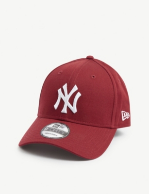 New Era 9forty New York Yankees Cotton Baseball Cap In Red