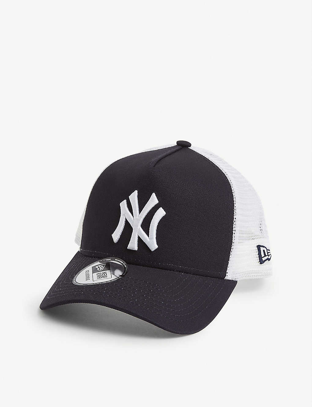 New Era New York Yankees Cotton And Mesh Trucker Cap In Black White