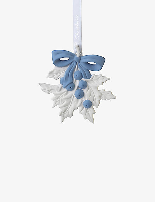 WEDGWOOD: Holly porcelain Christmas ornament 8.6cm